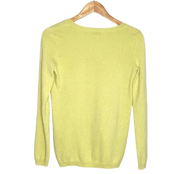 Talbots Chartreuse Yellow Pure Cashmere Long Sleeve Scoop Neck Sweater Size XS - Picture 9 of 11